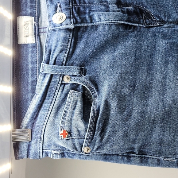 HUDSON Jeans ~ Krista Super Skinny Destroyed Hem Jeans - Picture 5 of 16